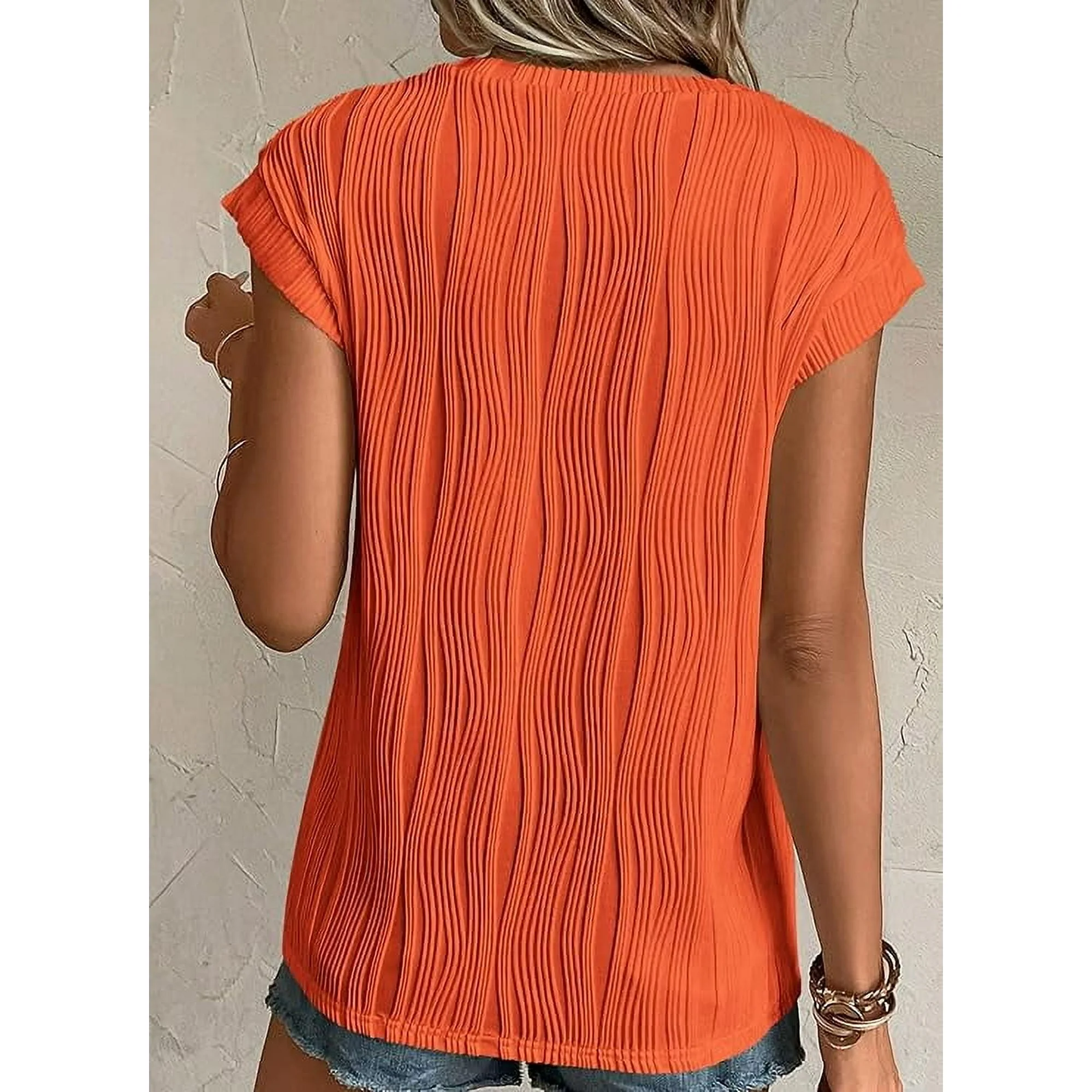 PRETTYGARDEN Women's Summer Going Out Tops Dressy Casual Crewneck Short Sleeve Textured Basic Cute Trendy T Shirts Tee Blouse - 图片 3